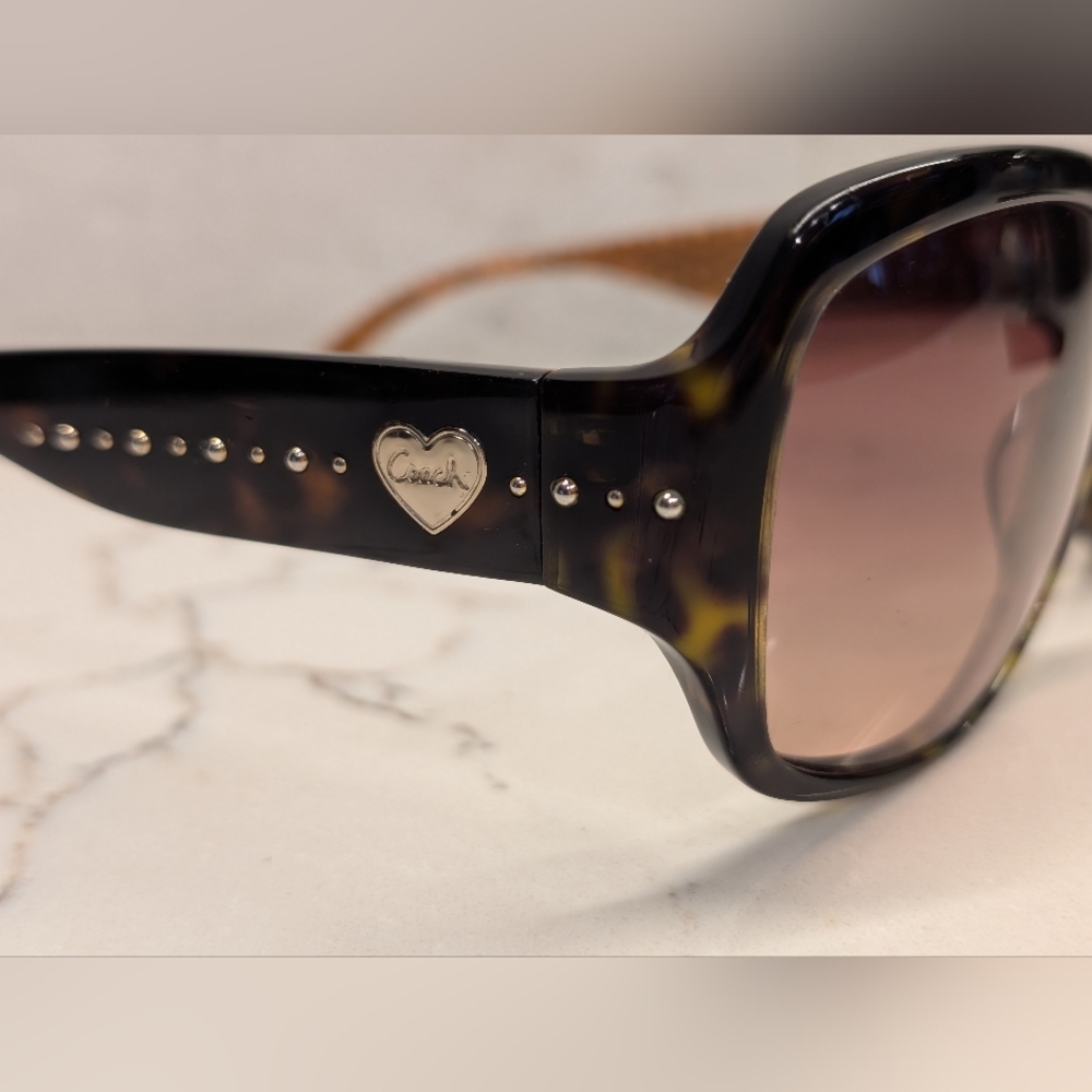 Coach Sunglasses - Brown Tortoise GUC - Picture 13 of 15